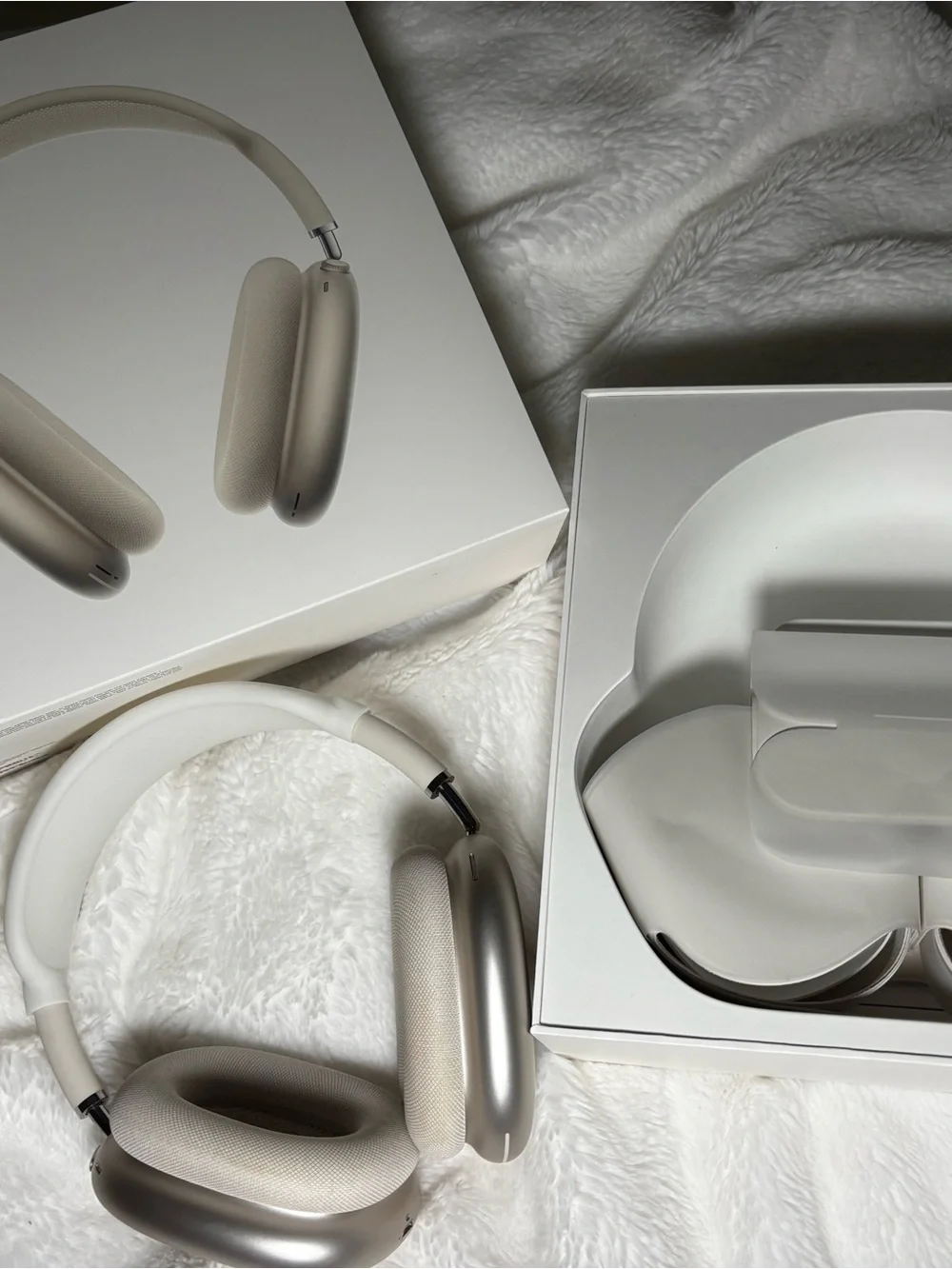 Apple AirPods Max 2 Over-Ear Headphones - Space Gray and White